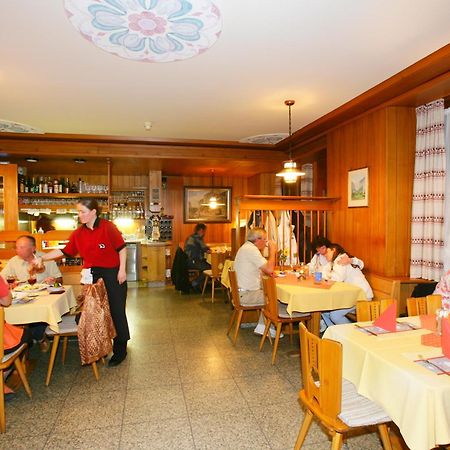 Hotel Oberland เลาเทอร์บรุนเนน ภายนอก รูปภาพ