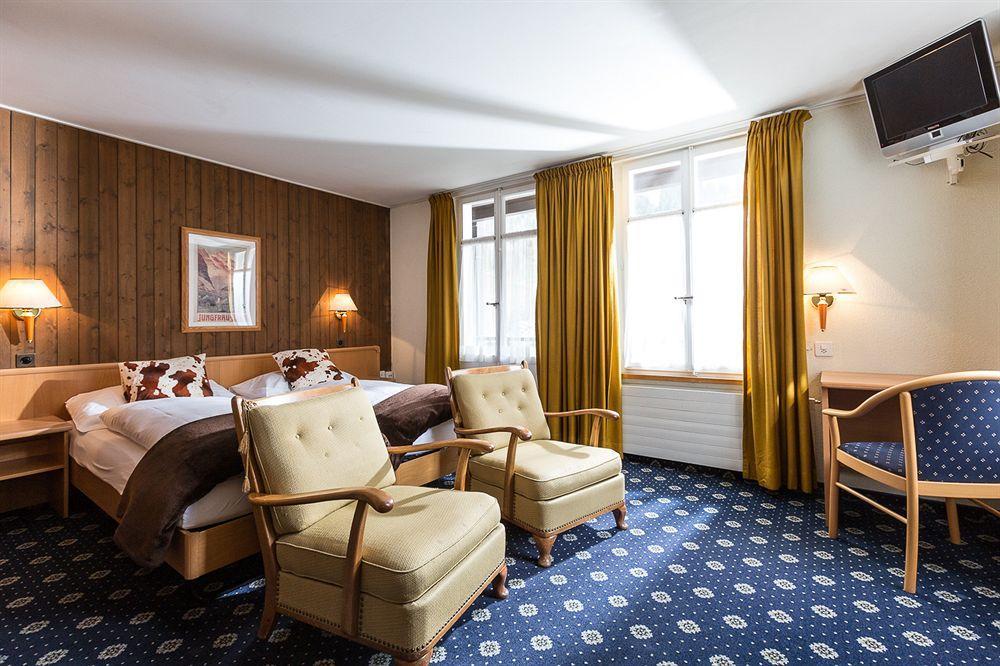 Hotel Oberland เลาเทอร์บรุนเนน ภายนอก รูปภาพ
