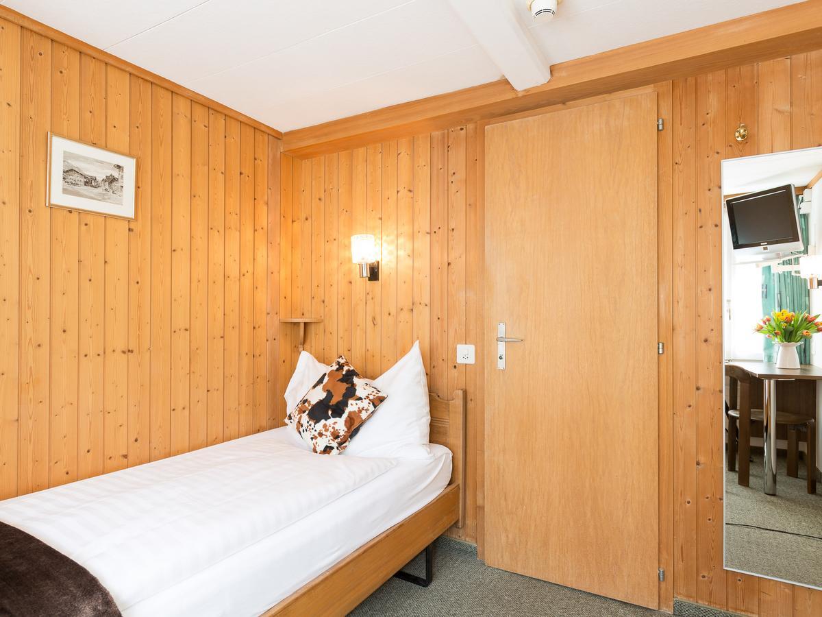 Hotel Oberland เลาเทอร์บรุนเนน ห้อง รูปภาพ