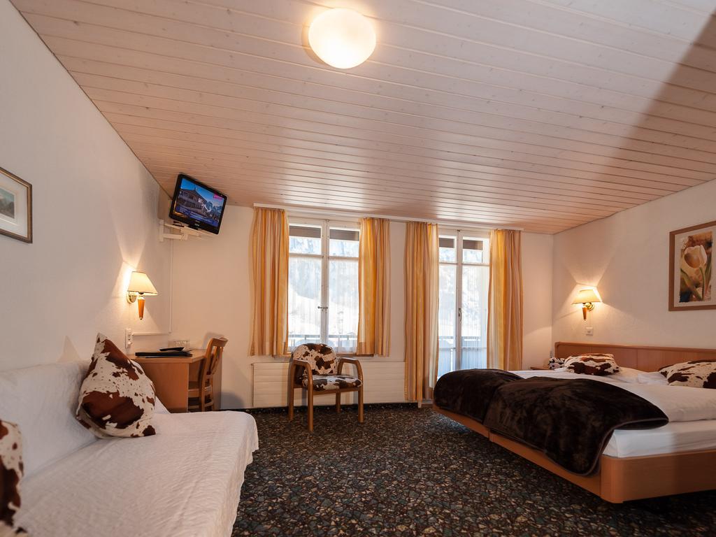 Hotel Oberland เลาเทอร์บรุนเนน ห้อง รูปภาพ